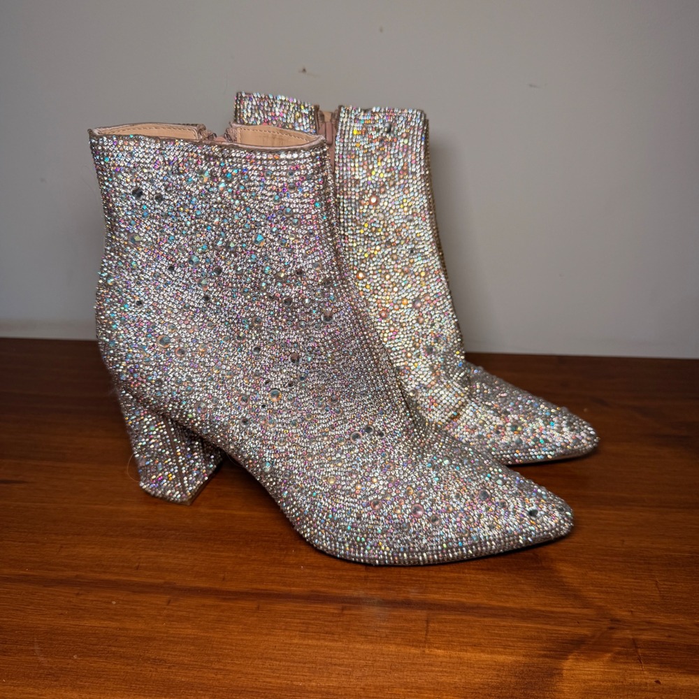 Betsey Johnson SB-CADY Rhinestone Ankle Boots Womens 6.5M Block Heel Silver Glam